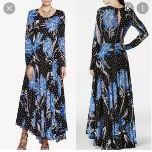 Free People First Kiss Botanical Night Dress size XS. Gorgeous blue print NO TAG